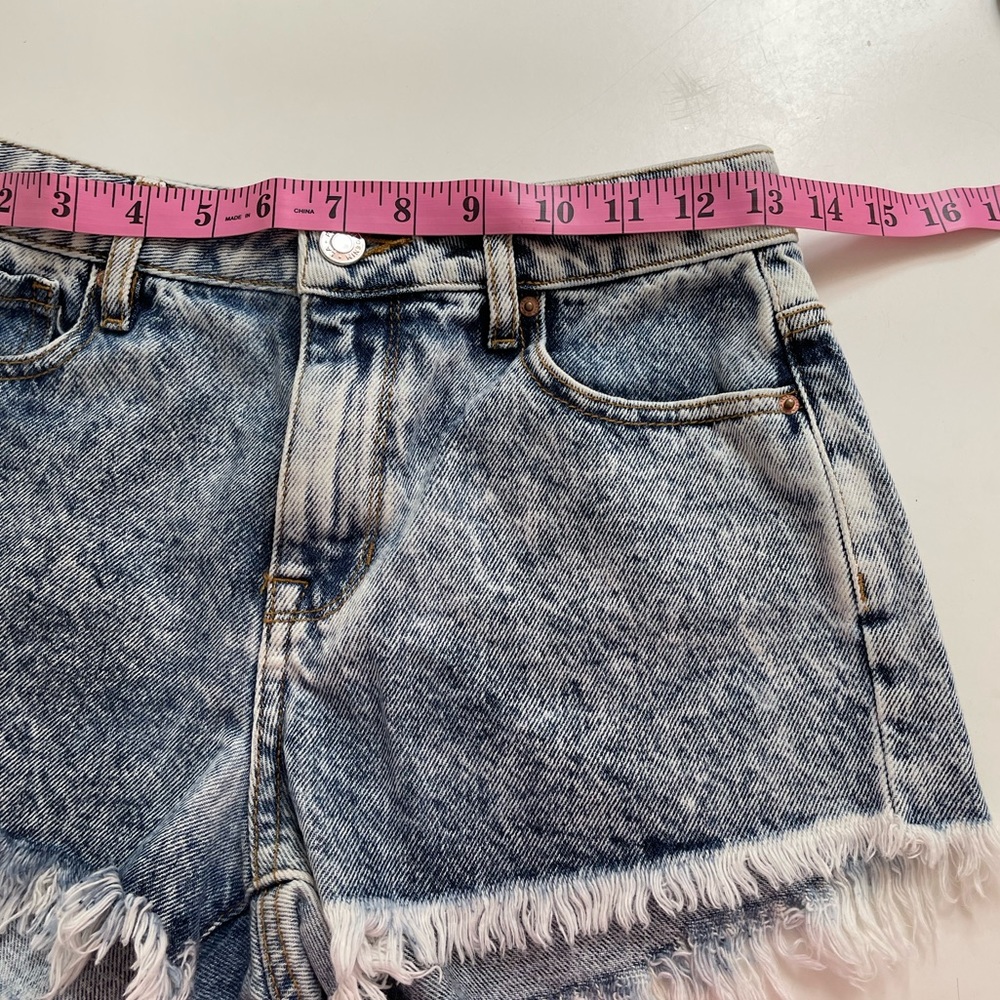 P A C S U N Hi-Rise Festival Acid Wash Raw Hem Jean Shorts Size 25 - Picture 8 of 13